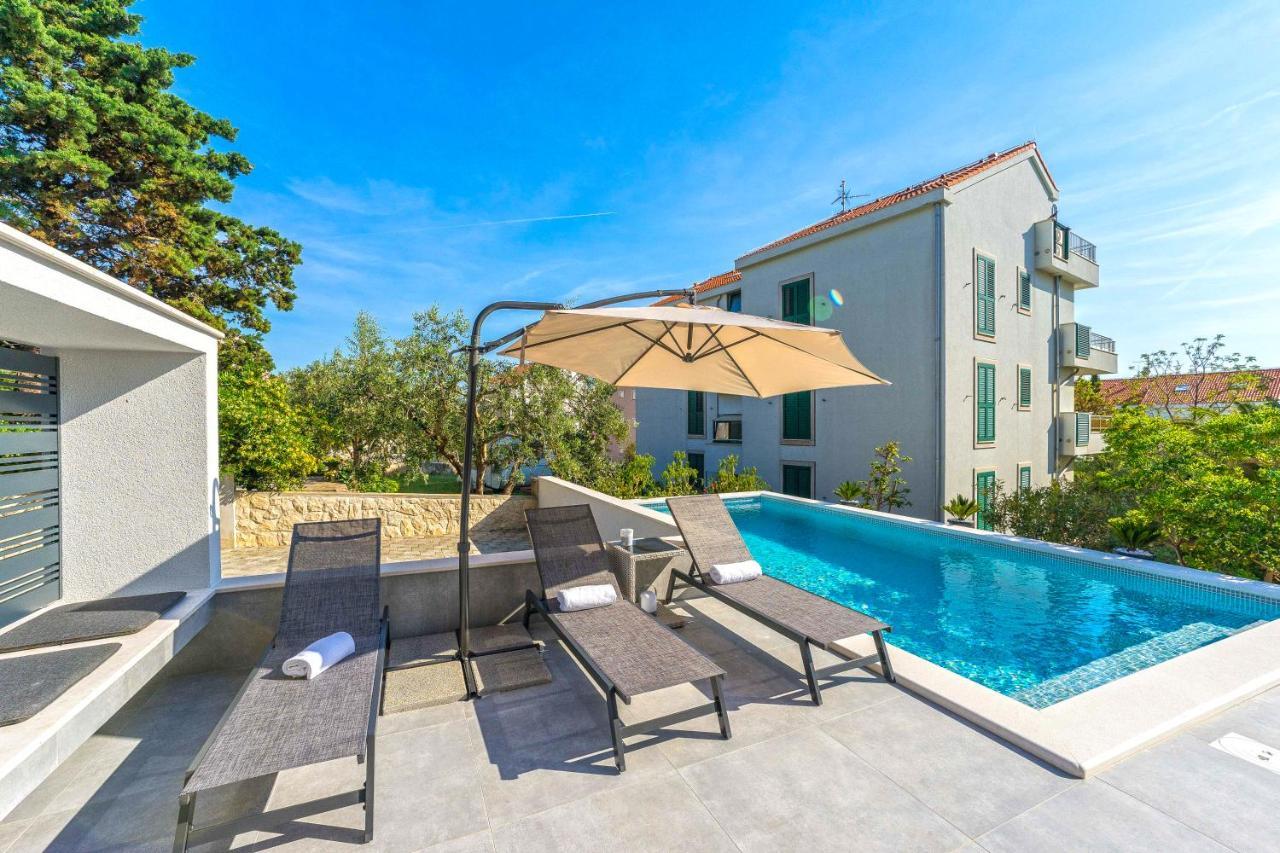 Summer Breeze Pool Apartments Novalja Kültér fotó